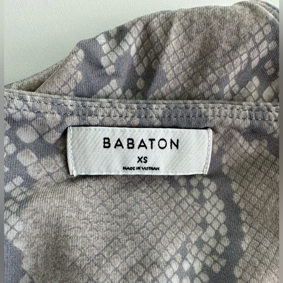 Aritzia Babaton Light Snakeskin Print Python Contour Bodysuit Size Small - Picture 3 of 6